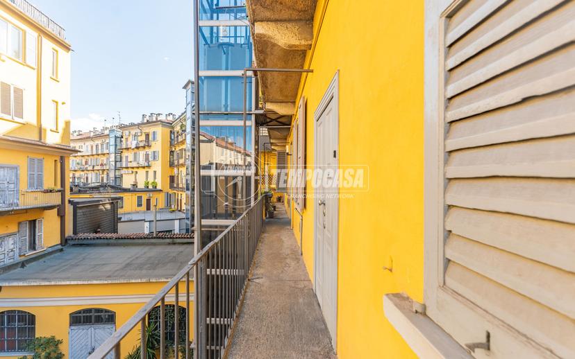 Trilocale in Via Carlo Farini 2, Milano