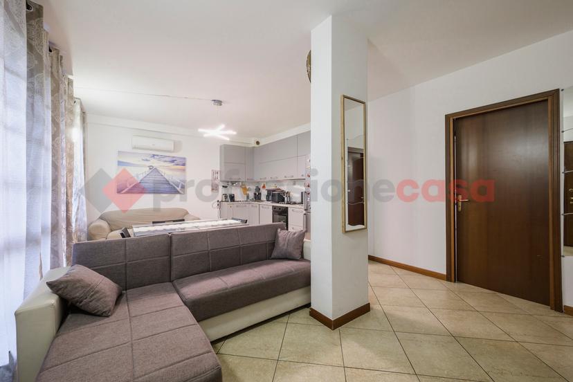 Trilocale in Via Morona  10, Trezzano sul Naviglio