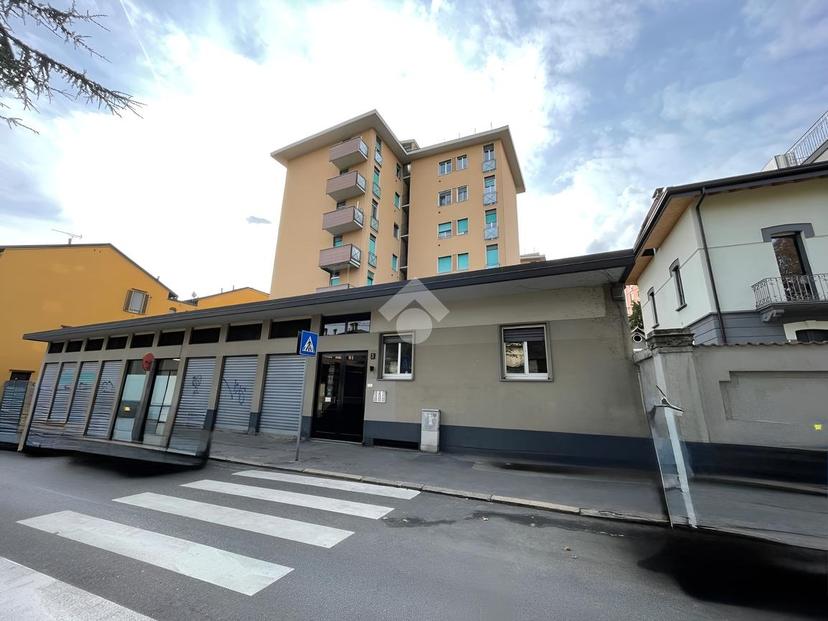 Trilocale in Via Terruggia 3, Milano