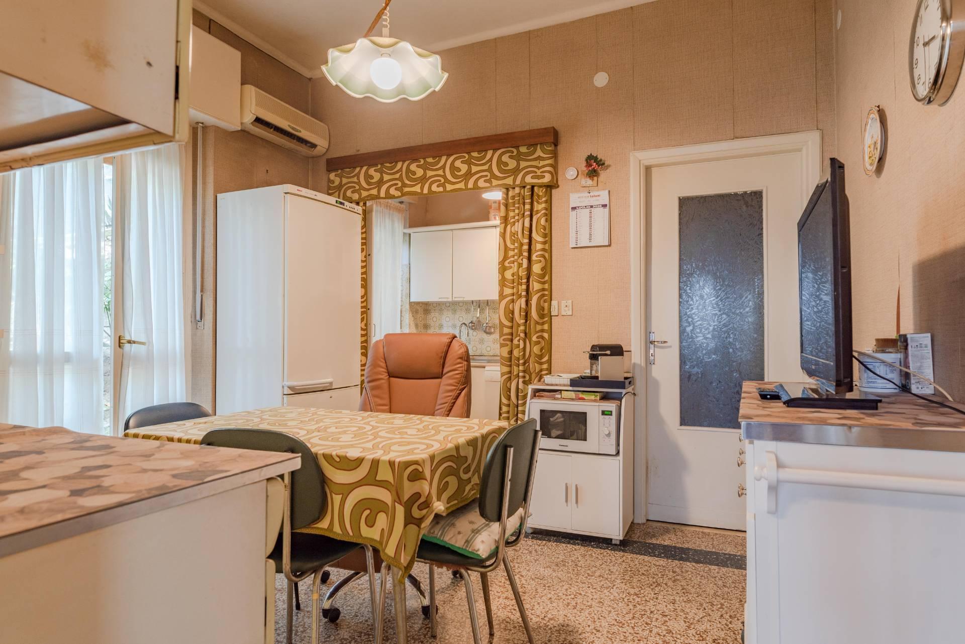 Villa in Via Mirabello 3/B, Torino