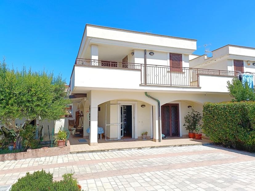 Casa indipendente in Via Rumenia 2, Pomezia — foto 4 di 5