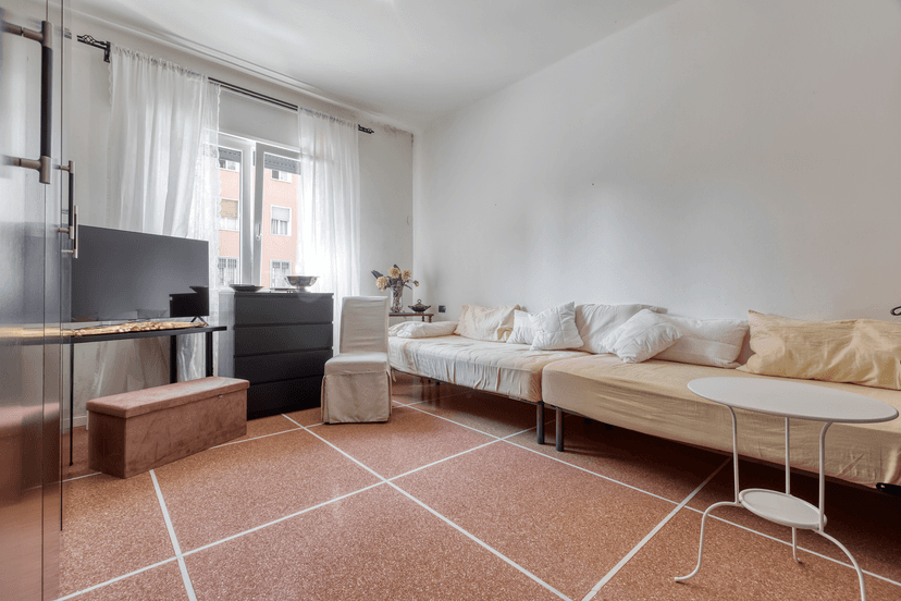 Trilocale in Via Luigi Cherubini, Bologna