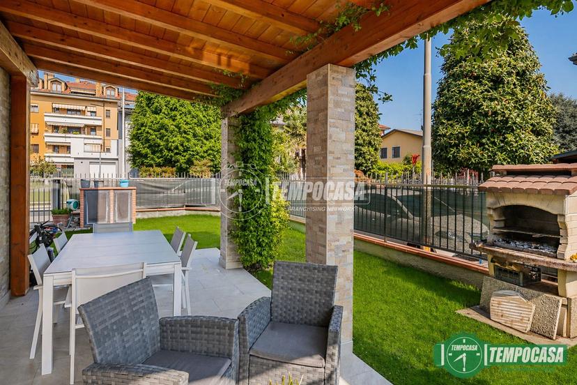 Villa in Via Giovanni Boccaccio 13, San Giuliano Milanese