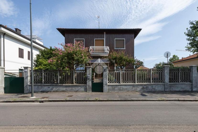Villa in Via delle Rose 15, Milano — foto 4 di 5