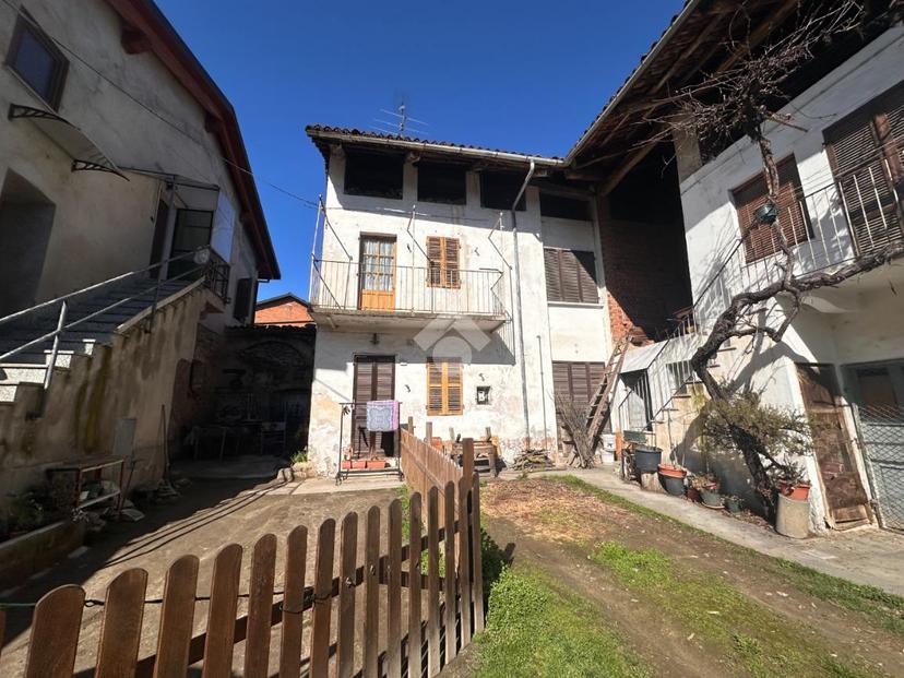 Casa indipendente in Via Taravellera 8, Giaveno — foto 2 di 5