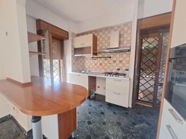 Quadrilocale in Via Cirò Marina, Roma