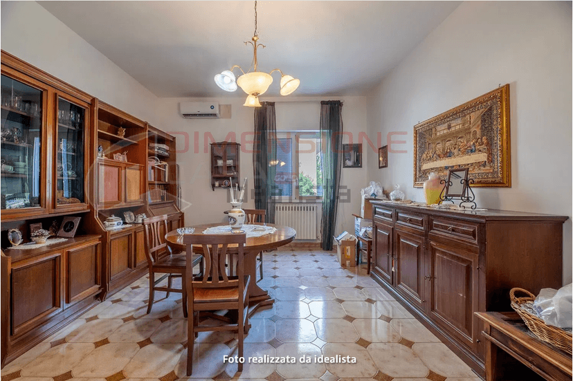 Trilocale in Via Polverigi, Roma
