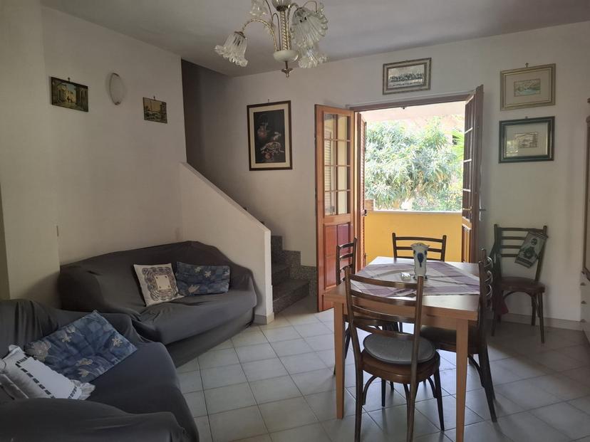 Villa a schiera in Via degli Olmi, Anzio