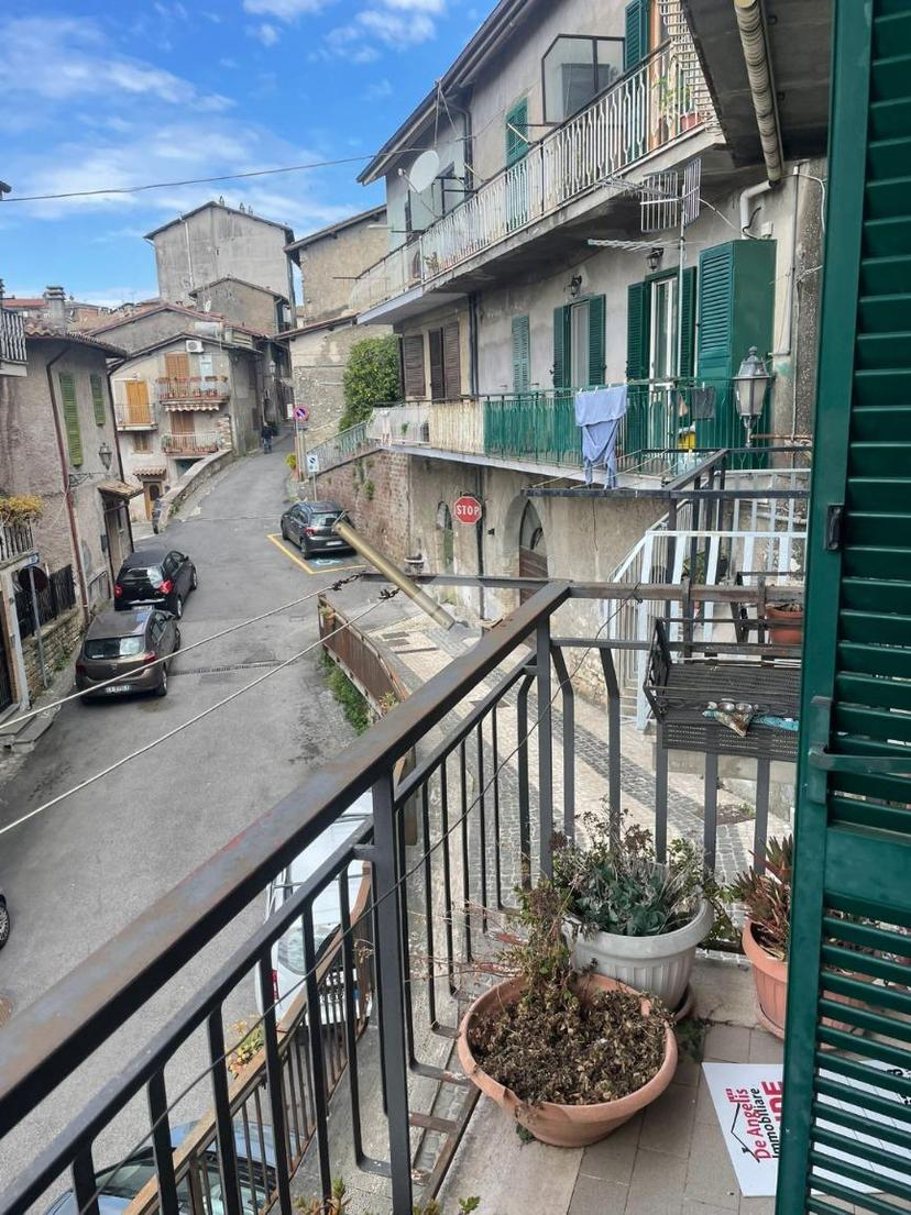 Trilocale in Via Costantino Tabolacci 17, Olevano Romano