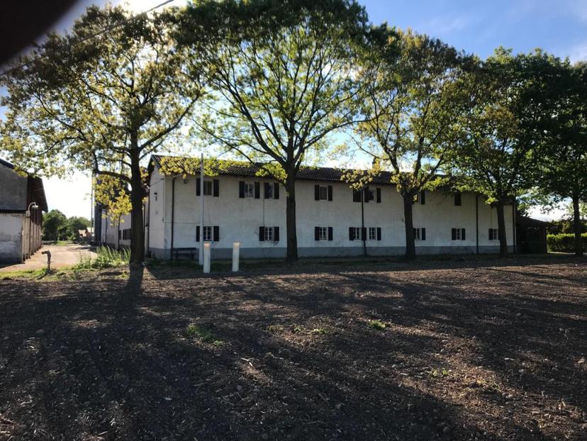 Villa in Cascina Cornarina, Castano Primo