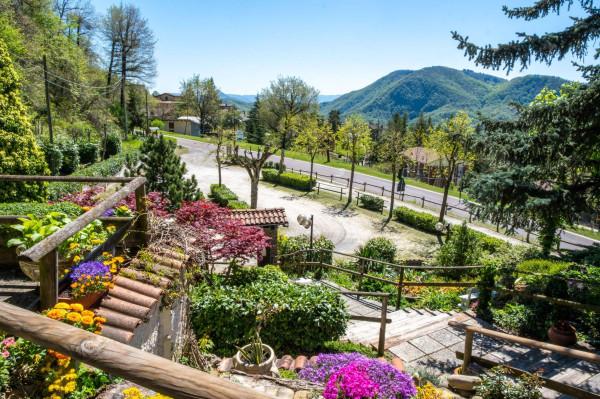 Villa plurifamiliare in Via Passo Sella, Castel d'Aiano — foto 3 di 5