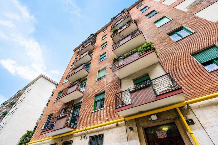 Trilocale in Via Privata Martiri Triestini 9, Milano