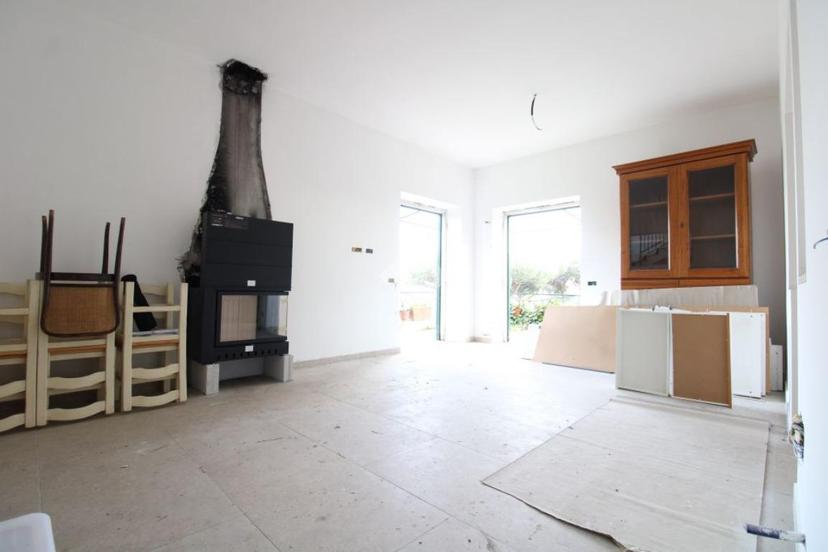 Villa in Via di Valle Ioro, Castelnuovo di Porto