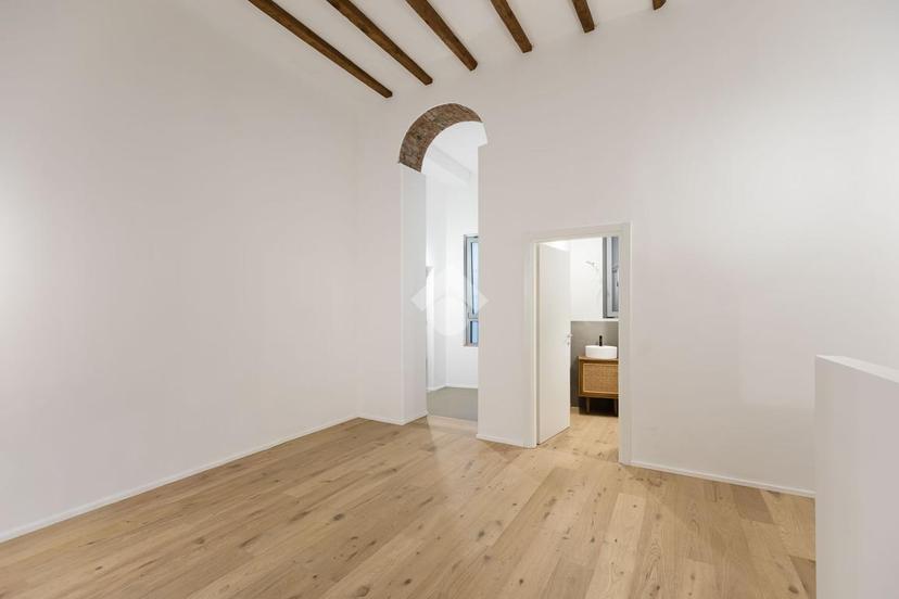 Trilocale in Viale Espinasse 63, Milano