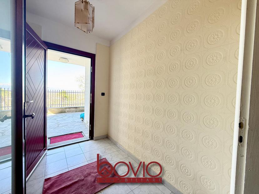Villa in Strada del Vesio N°35, Castiglione Torinese — foto 2 di 5