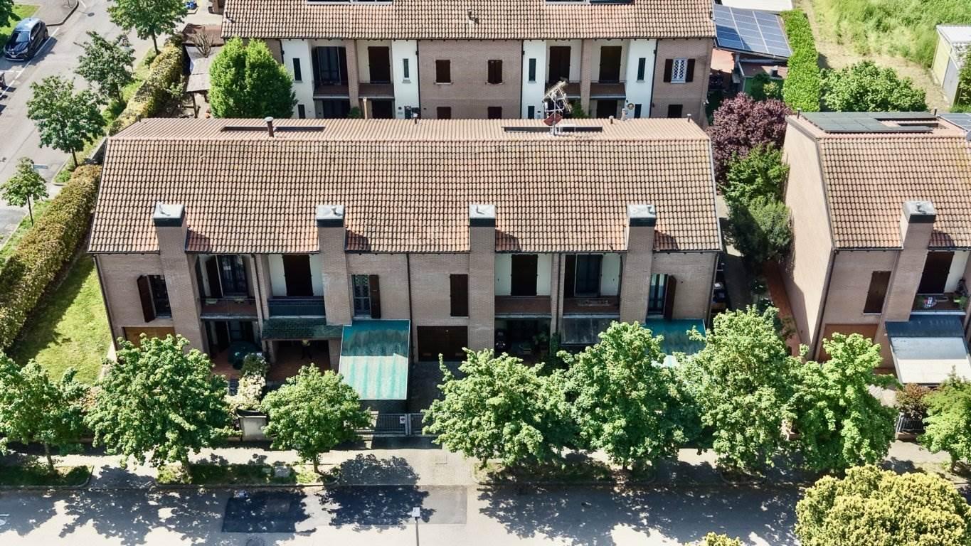 Villa a schiera in Via Chiesa, San Giorgio di Piano