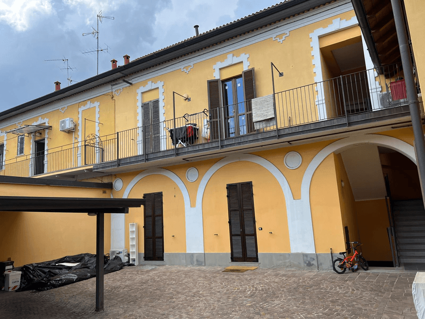 Trilocale in Via Pietro da Cernusco, Cernusco sul Naviglio