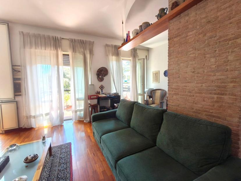 Appartamento in Via Armando Diaz 93, Portici