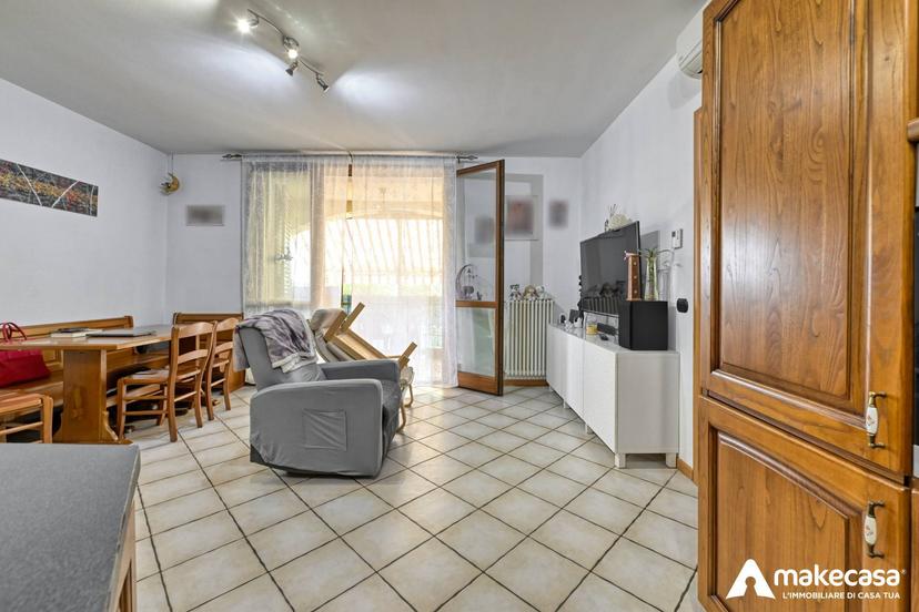 Trilocale in Via Salerano 45, San Zenone al Lambro — foto 3 di 5