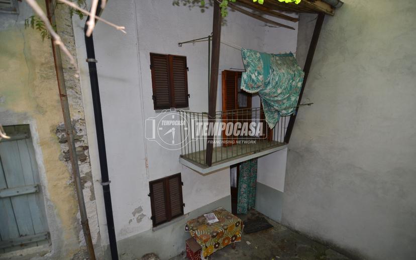 Casa indipendente in Via Catelli 5, Mezzenile — foto 3 di 5