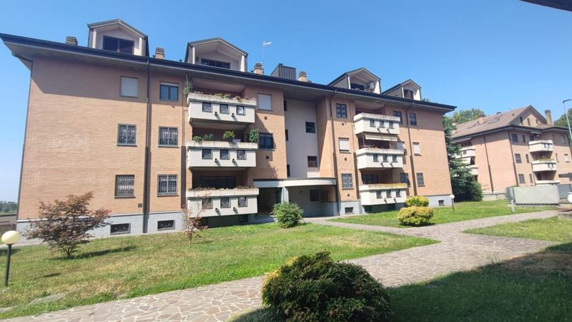 Monolocale in Via Nilde Iotti 3, Locate di Triulzi — foto 2 di 5