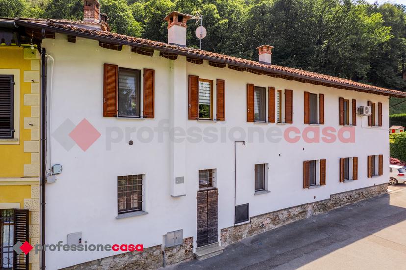 Casa indipendente in Via Istituto Pollano 8, Cavour — foto 3 di 5