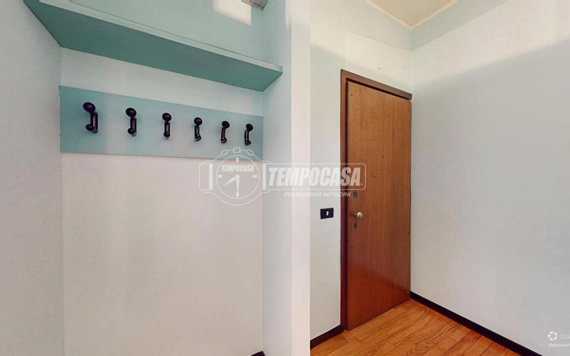 Trilocale in Via Teodorico 26, Milano