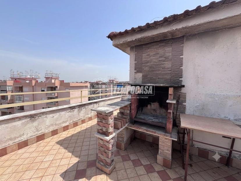 Appartamento in Via Ugo Foscolo 13, San Giorgio a Cremano — foto 2 di 5