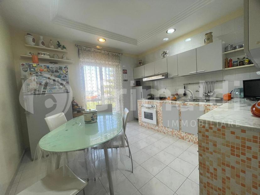 Quadrilocale in Via Viticella 4, Quarto — foto 5 di 5
