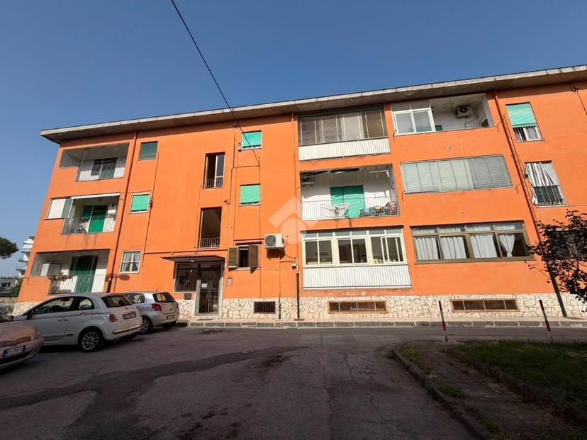 Trilocale in Via San Marco 29, Casalnuovo di Napoli — foto 2 di 5