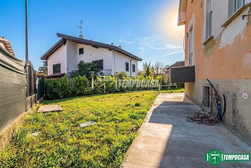 Villa in Via Vittorio Veneto, Garbagnate Milanese — foto 2 di 5