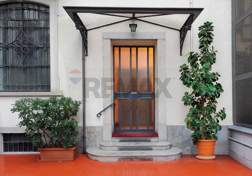 Quadrilocale in Corso Italia 68, Milano