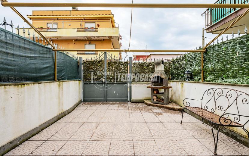 Bilocale in Via Castel Sardo , Fiumicino