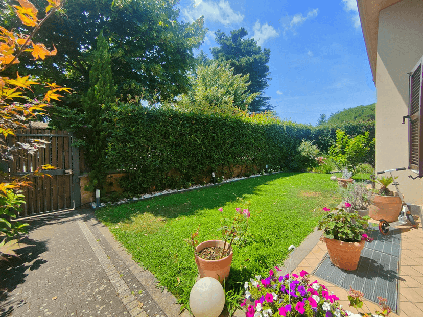 Villa plurifamiliare in Via Vicinale della Macchia, Rocca di Papa — foto 2 di 5