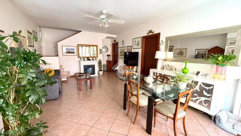 Villa a schiera in Viale degli Ulivi 31, Capena — foto 3 di 5