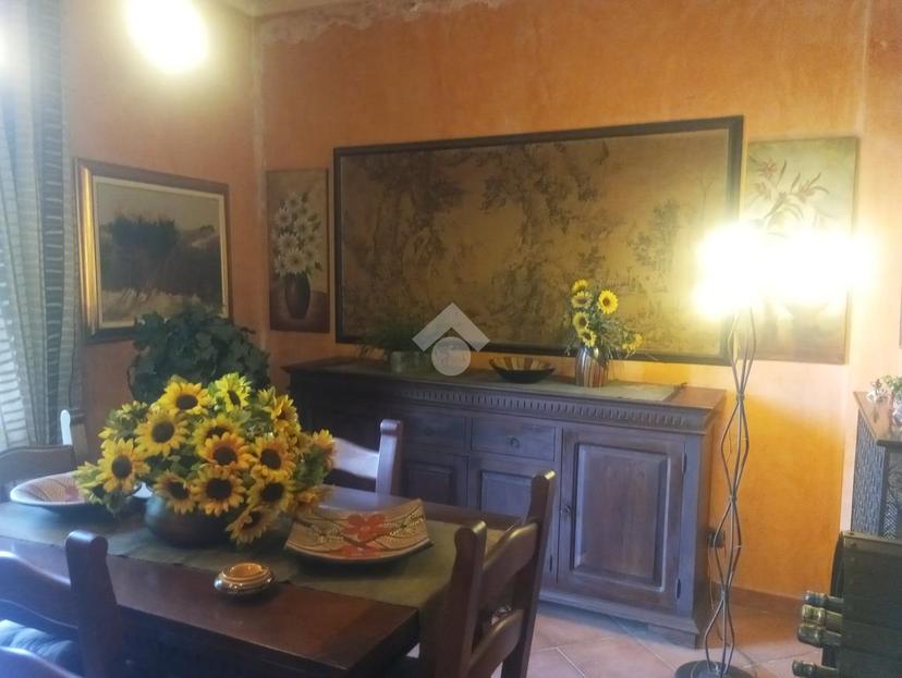 Trilocale in Via Alessandro Severo 73, Roma