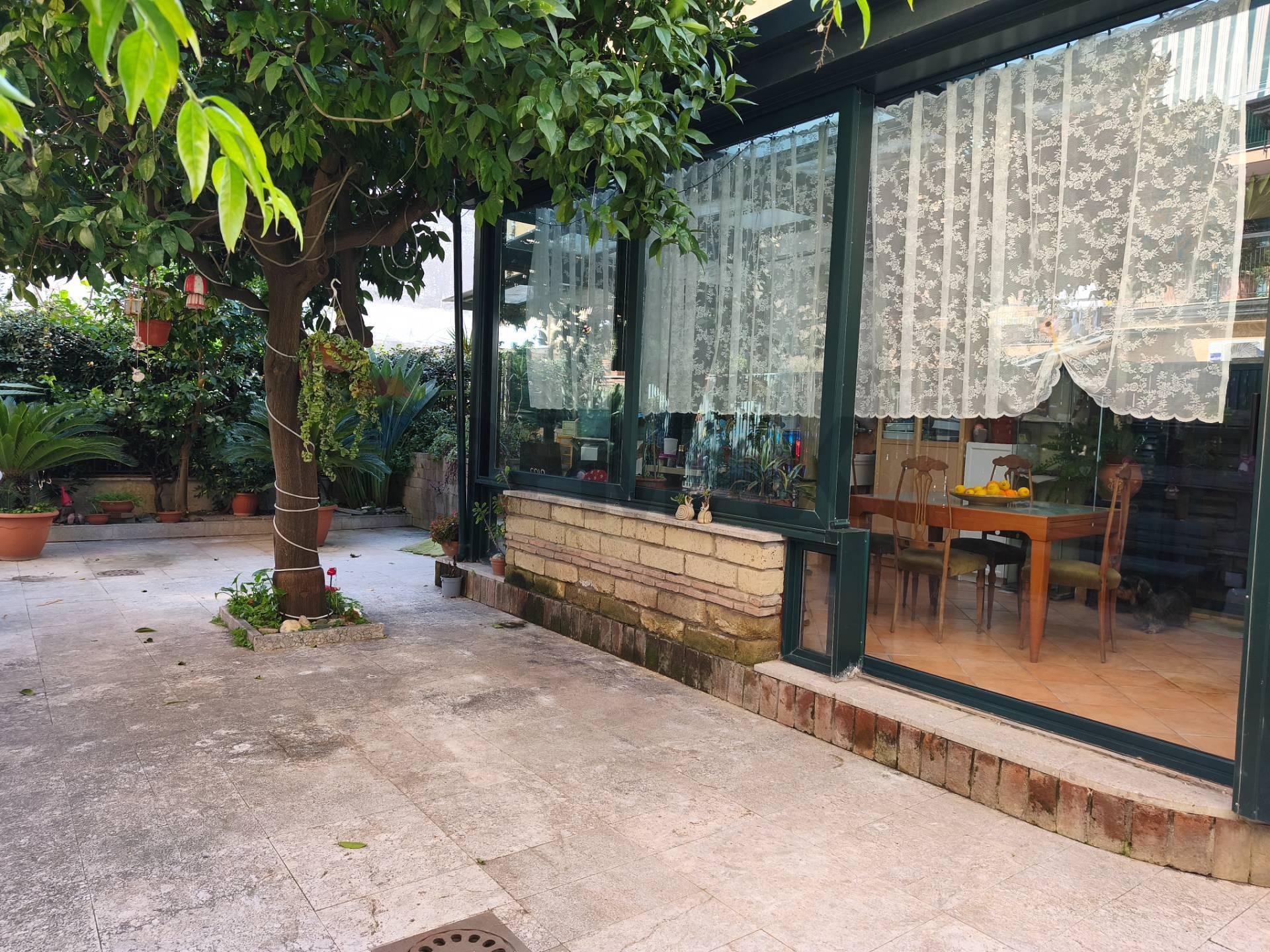 Villa, Arzano