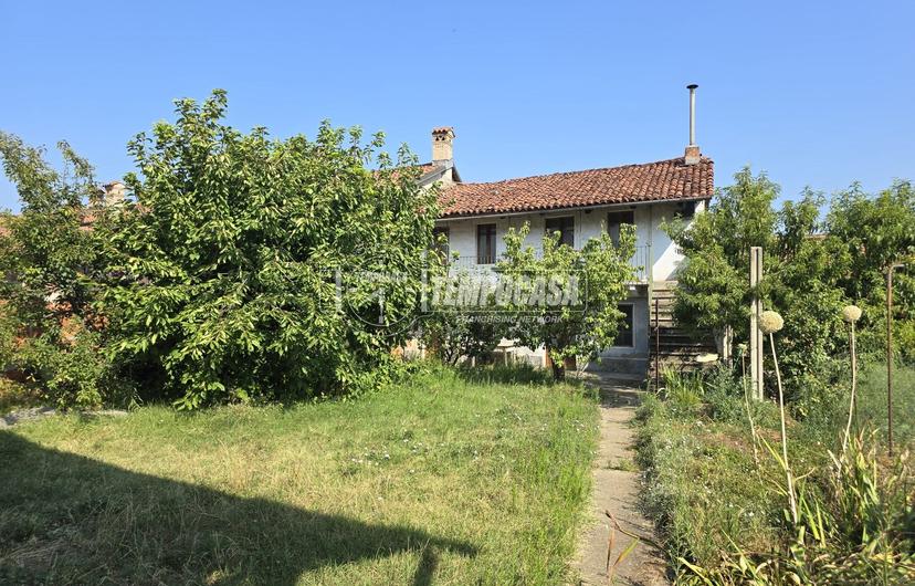 Casa indipendente in Via Rubinetti 14, Carmagnola — foto 2 di 5