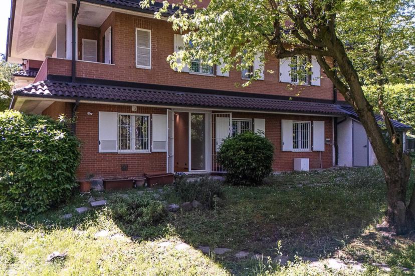 Appartamento in Strada della Vetta, Pecetto Torinese — foto 3 di 5