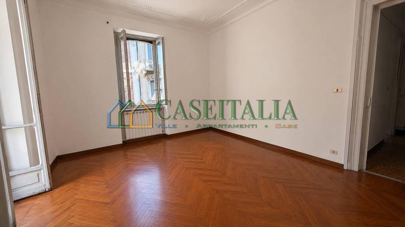 Quadrilocale in Via Vincenzo Vela 40, Torino