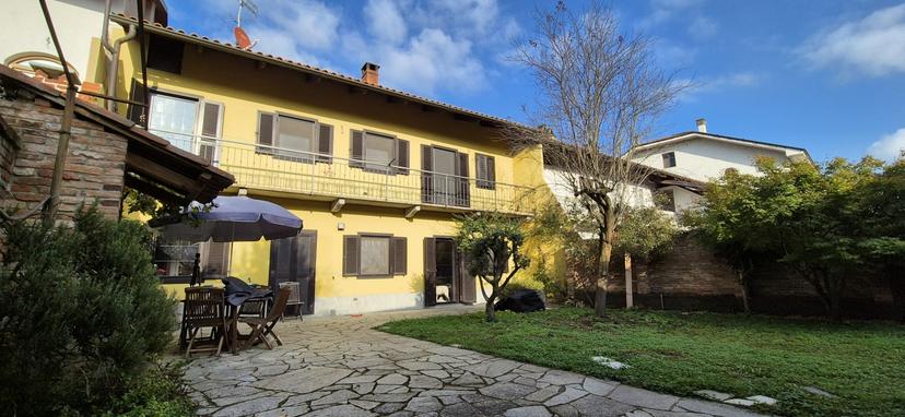 Casa indipendente in Via Garibaldi 12, Lauriano — foto 3 di 5