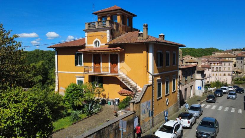 Villa in Via Cavour 14, Cave — foto 2 di 5
