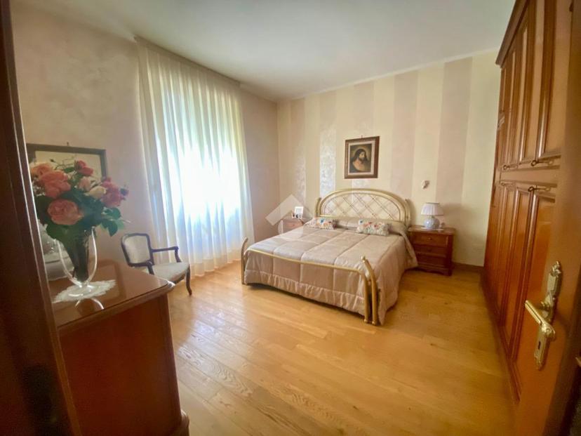 Quadrilocale in Via Sempione 72, Torino