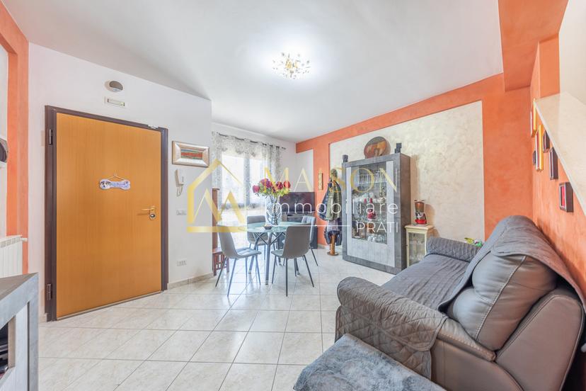Villa a schiera in Via Rozzano, Roma