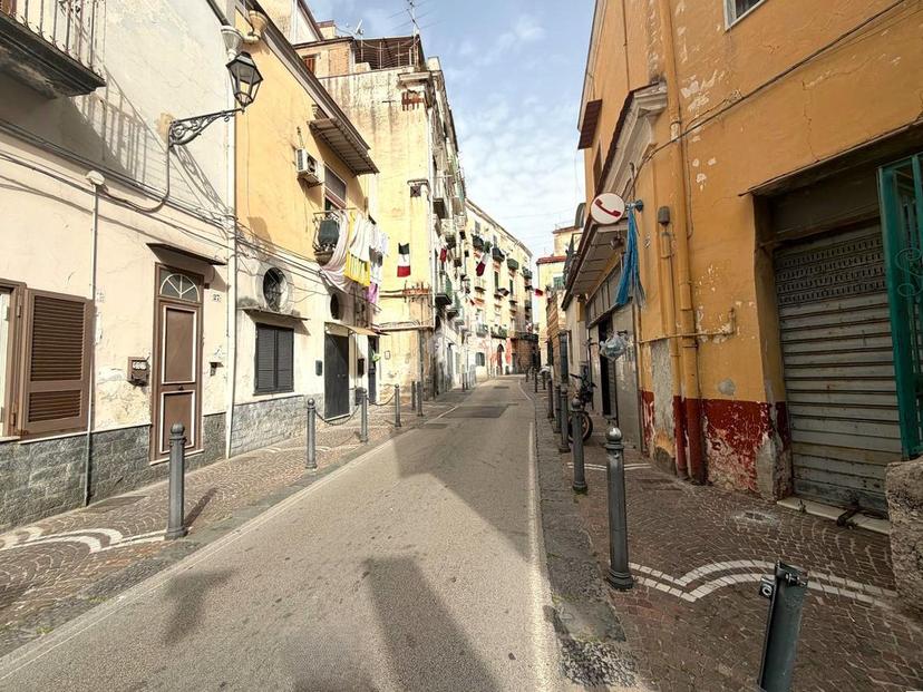 Monolocale in Via Amoretti 23, Portici