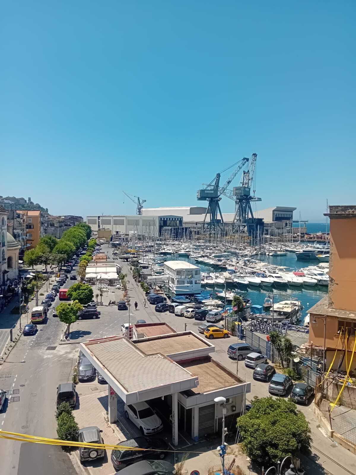 Trilocale in Via Giuseppe Bonito 21, Castellammare di Stabia