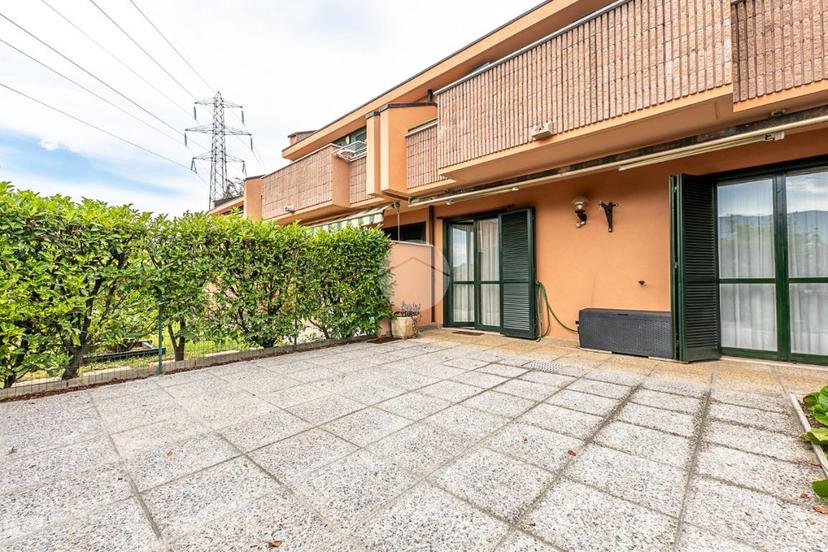 Villa a schiera in Via Arcour, Fiano — foto 3 di 5