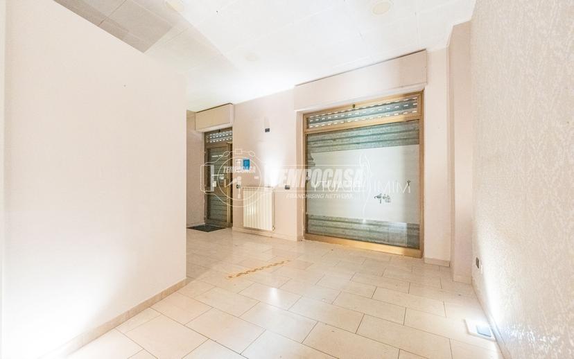Loft in Via Barni 9, Settimo Milanese