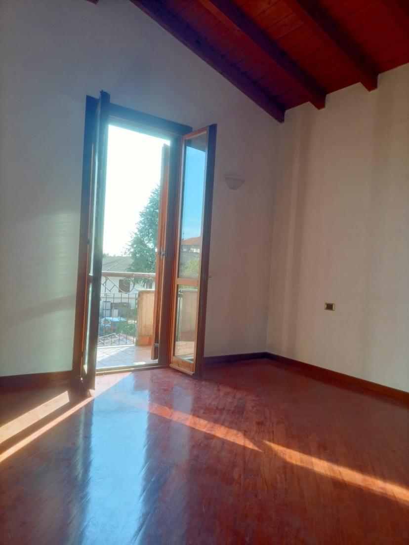 Quadrilocale in Via Pascoli, Trezzano Rosa — foto 2 di 5
