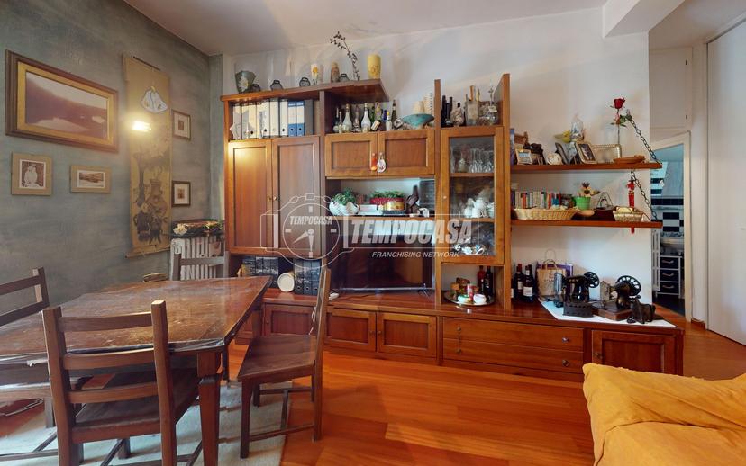 Bilocale in Via Val di Bondo, Milano